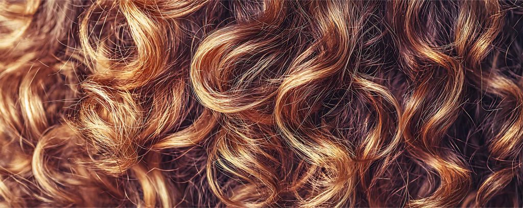 Frizz que não some: o que a rotina não está resolvendo